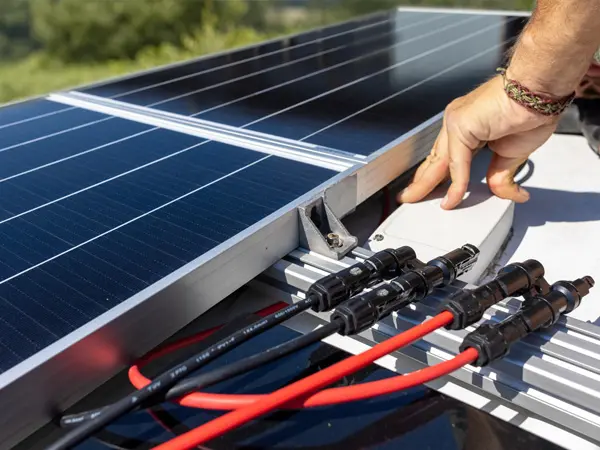 Photovoltaik Anlagen Installation